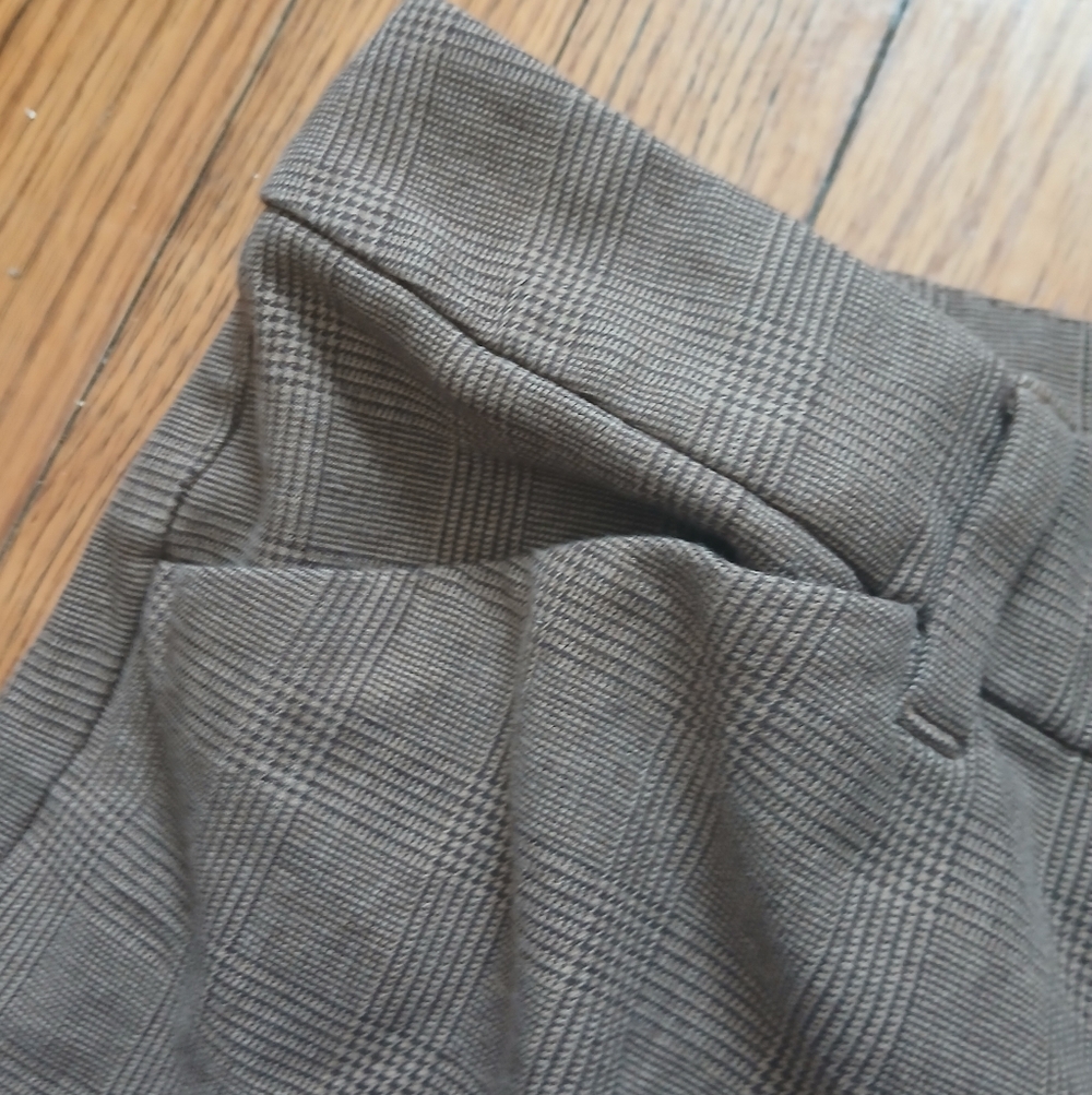 Old Navy - Women’s High Rise Pixie Skinny Secret Smooth Pockets Pants. Size 20 - Picture 4 of 8